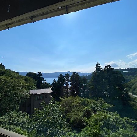 דירות האקונה 芦ノ湖富士山見えるクラシック部屋201 מראה חיצוני תמונה